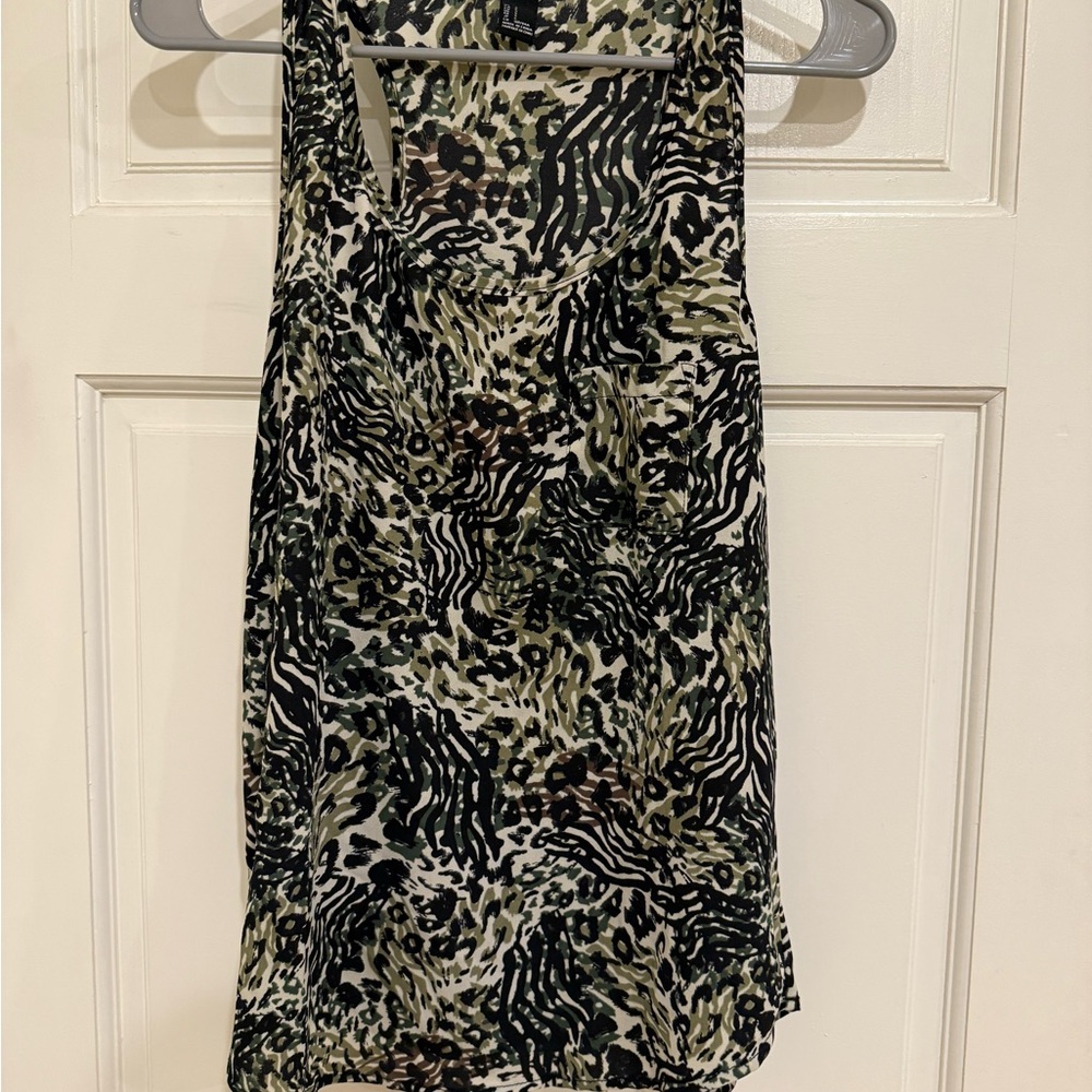 Forever 21 Black and Cream Animal Print Tank Top